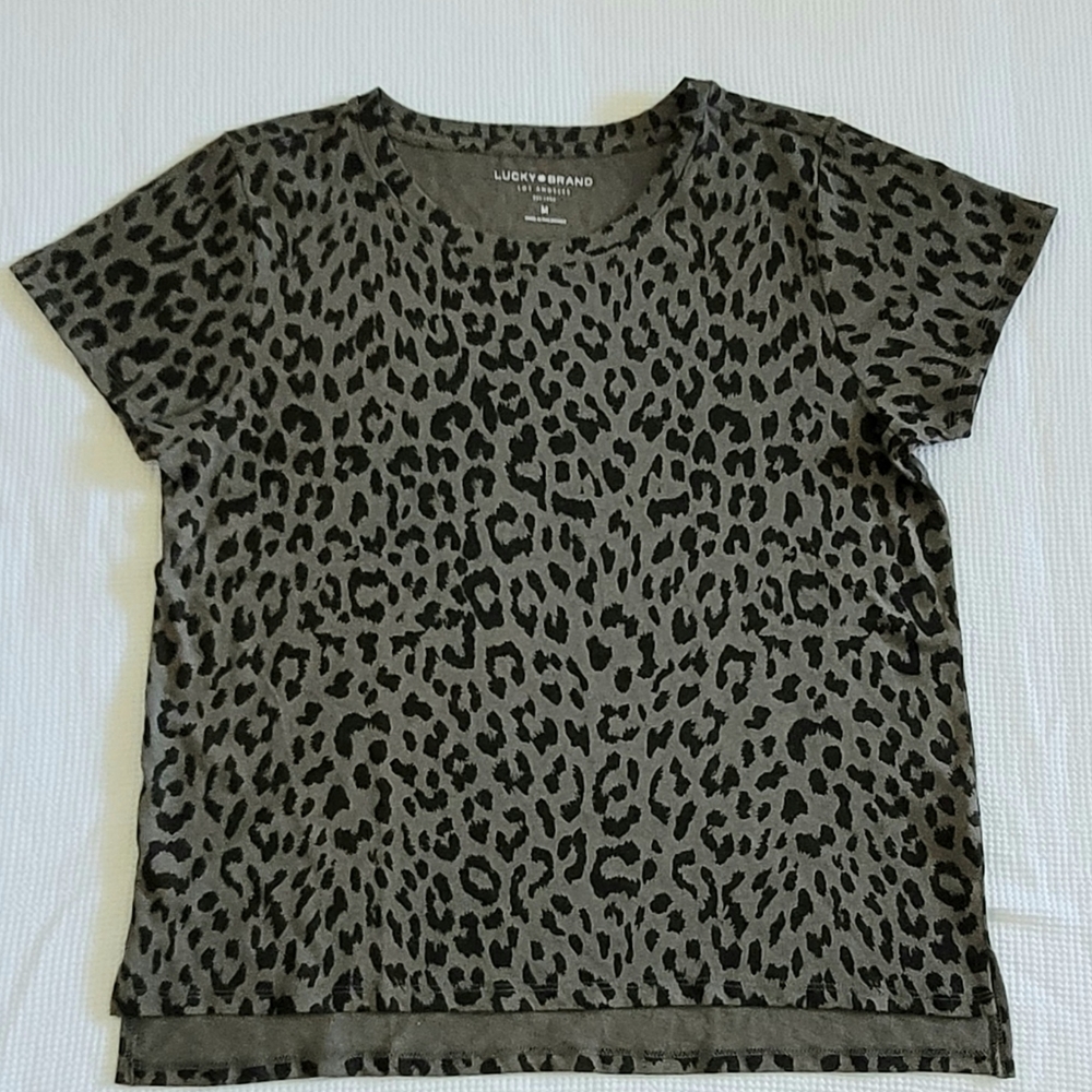 Lucky🍀 Brand Leopard🐆 Print Top